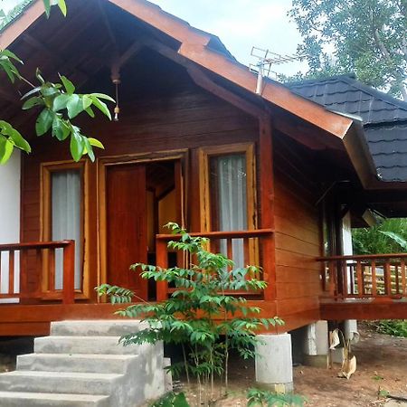 Nea Cottage Lombok تيتيباتو المظهر الخارجي الصورة